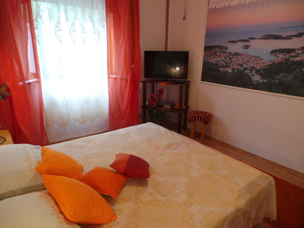 2 L Apartment Jablanac Ngoại thất bức ảnh