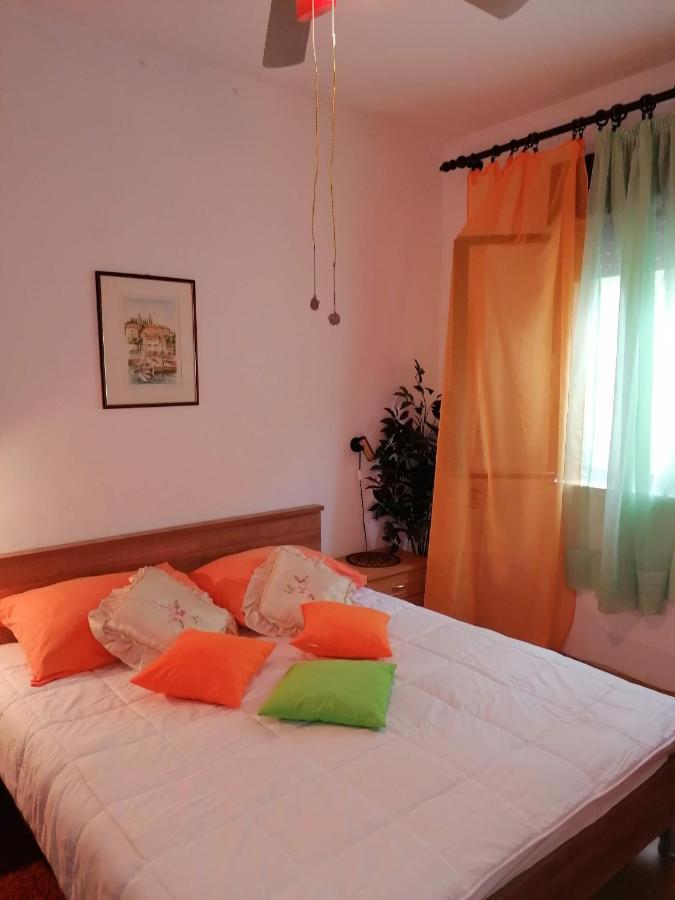 2 L Apartment Jablanac Ngoại thất bức ảnh