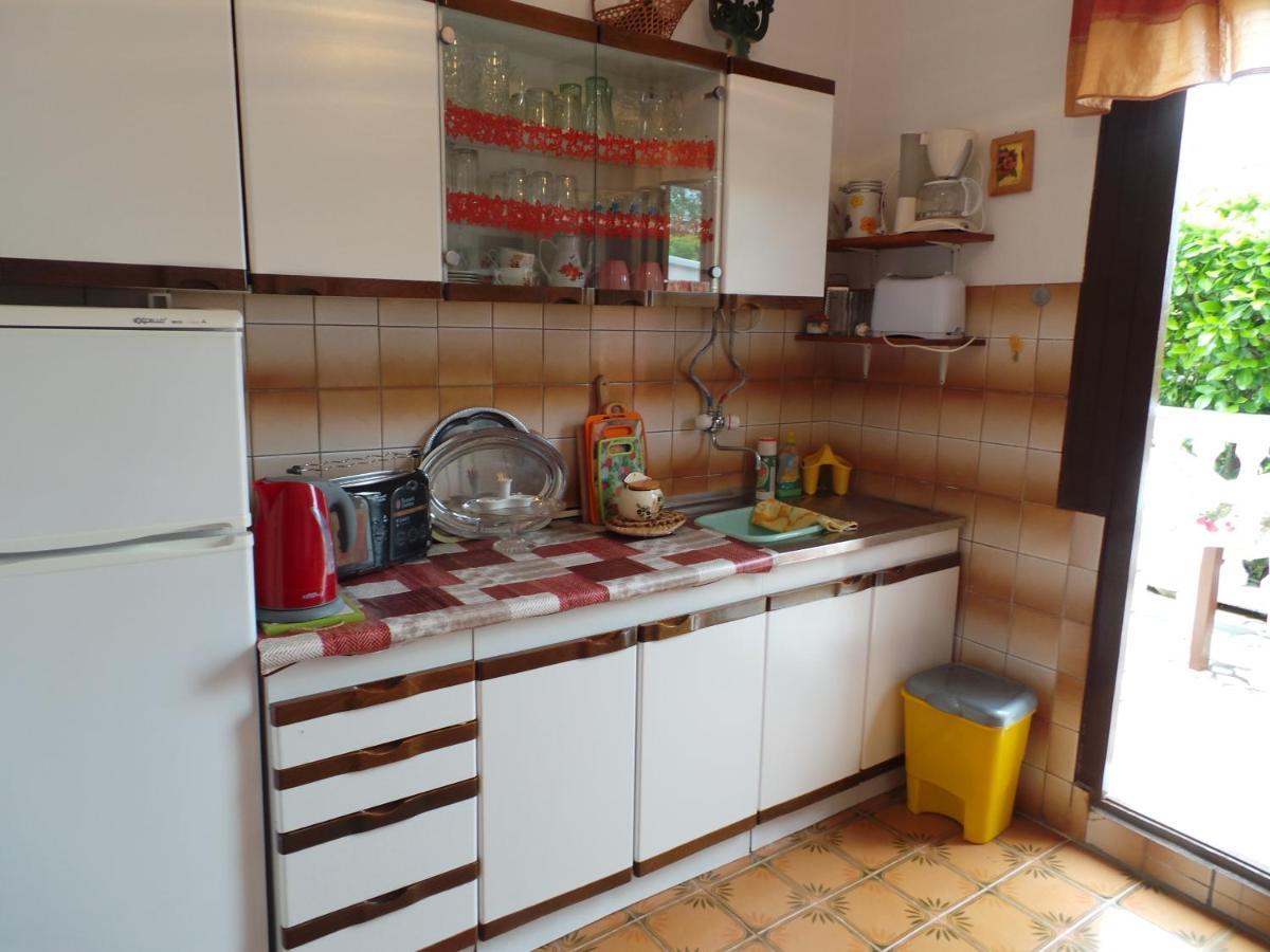 2 L Apartment Jablanac Ngoại thất bức ảnh